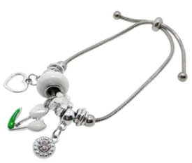 Pulsera de acero quirurgico con dije fantasia blanco regulable